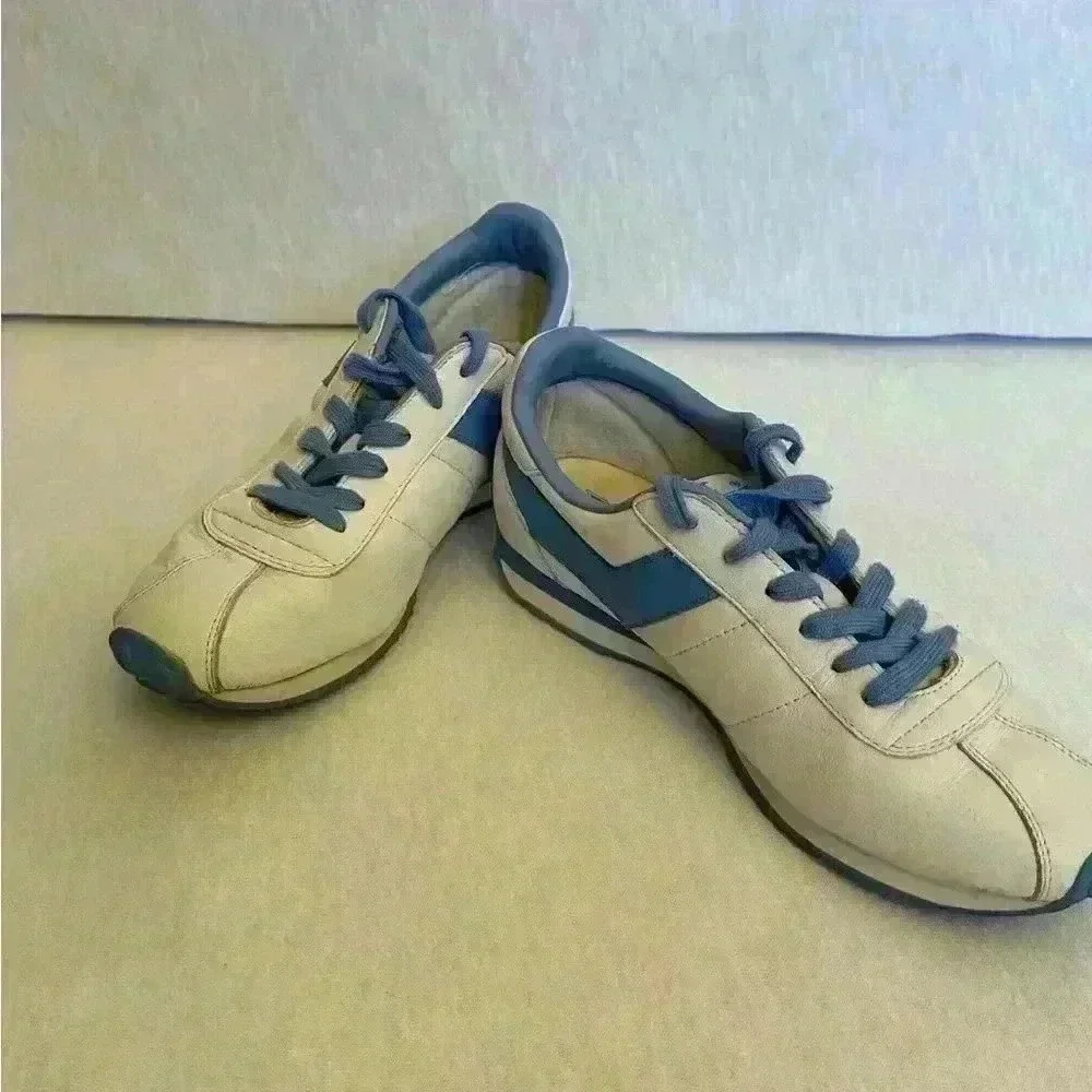 Vintage and Rare Pair of Pony Roadrunners She Run ‘78 Women’s Size 7.5